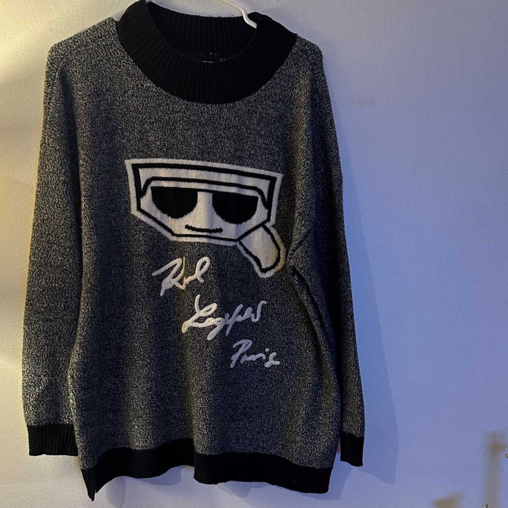 Karl Lagerfeld Black and White Graphic Crewneck Sweater - Preloved